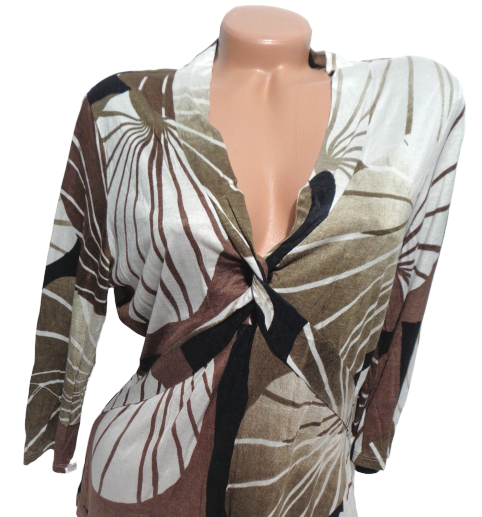 Halenka WALLIS - 46, UK -18