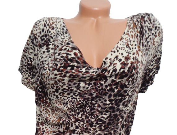 Halenka SOON - 46, UK - 18