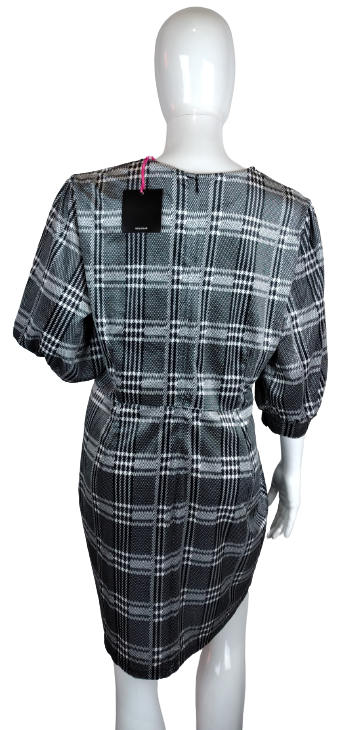 NOVÉ! Šaty V BY VERY - 48-50, UK - 22