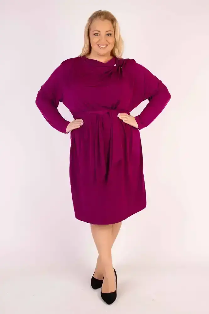 NOVÉ! Fialové šaty s broží WOMANARY - Jedna velikost