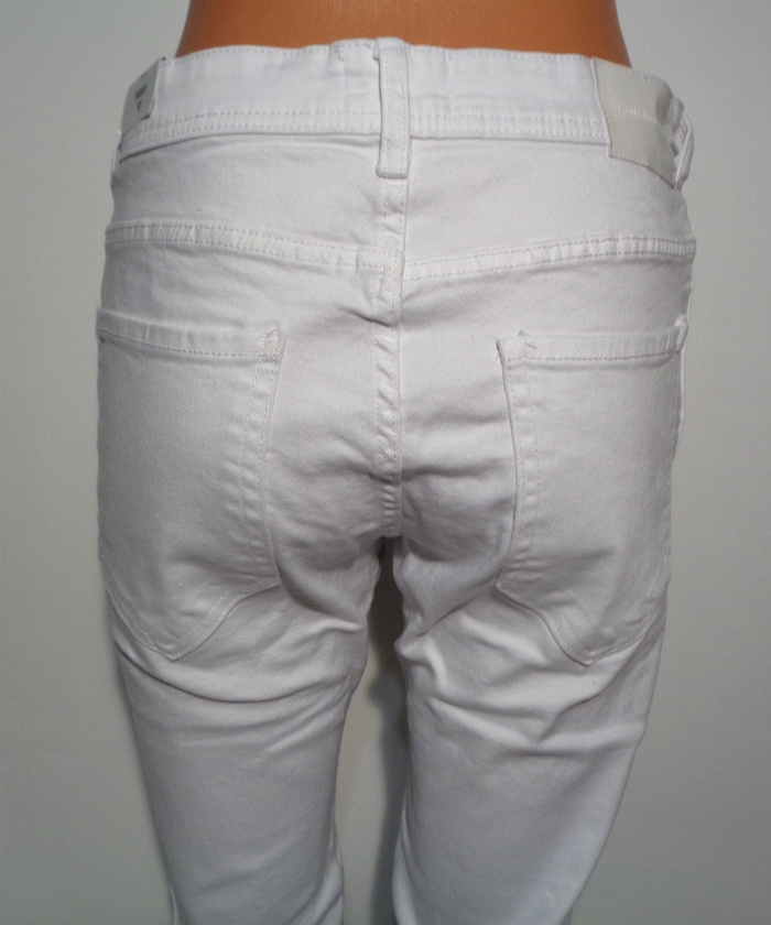 NOVÉ! Džíny BERSHKA  - 36-38