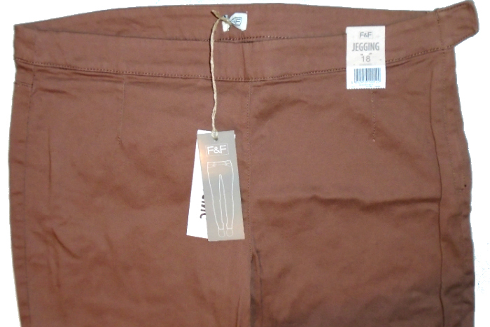 NOVÉ! Jegginy F&F - 46, UK - 18
