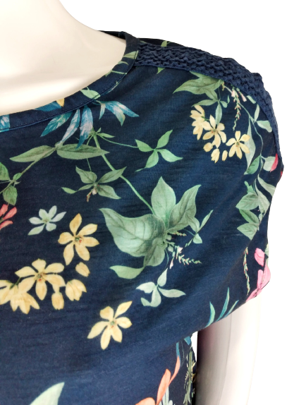 Halenka BONMARCHE - 48, UK - 20