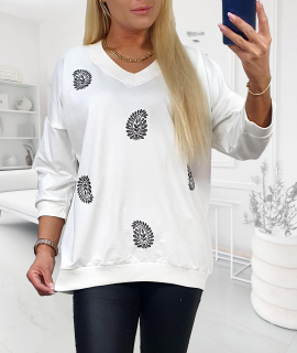 NOVÁ! Bílá mikina MEGI s výšivkou- XL