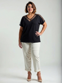 NOVÁ! Černá halenka s krajkou v dekoltu - Jedna velikost